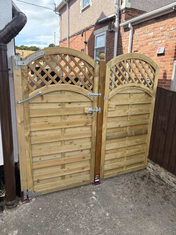 Zest San Remo Omega timber gates fitted to a side access in Summerhill, Wrexham